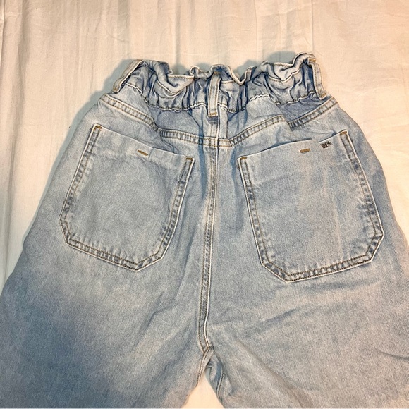 ZARA MOM FIT JEANS ANKLE LENGTH - Picture 3 of 5